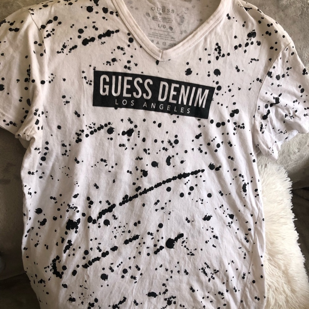 Men’s guess shirt